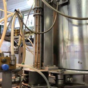 TAPPATORE BERTOLASO MODELLO DELTA 408 A 8 TESTE PER TAPPO SUGHERO RASO, MACCHINA USATA - immagine 10