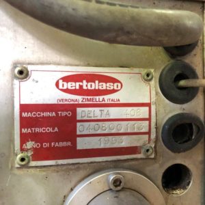 TAPPATORE BERTOLASO MODELLO DELTA 408 A 8 TESTE PER TAPPO SUGHERO RASO, MACCHINA USATA - immagine 6