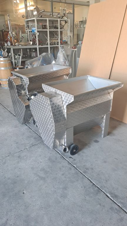 STAINLESS STEEL CRUSHER DESTEMMER MODEL "ARNO 15" NEW MACHINE - Image 8 STAINLESS STEEL CRUSHER DESTEMMER MODEL "ARNO 15" NEW MACHINE - Image 8