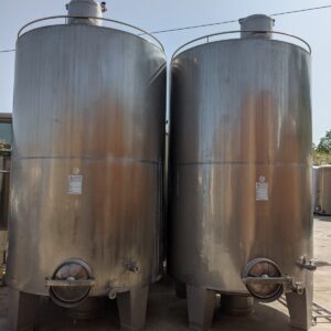 STAINLESS STEEL TANKS CAPACITY LITERS 10.000 (HL 100) ABOUT VINIFICATION/STORAGE MODEL, SECOND-HAND EQUIPMENT