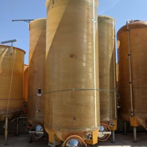 FIBERGLASS TANKS VARIABLE CAPACITY FIRM CMP, CAPACITY HL 75 ABOUT, ON LEGS, BOTTOM TO DRAIN OFF, SECOND-HAND EQUIPMENT