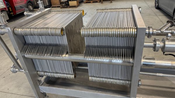 PLATES FILTER 60X60  WITH STAINLESS STEEL PLATES, PADOVAN BRAND, 61 PLATES, SECOND HAND MACHINE - Image 15