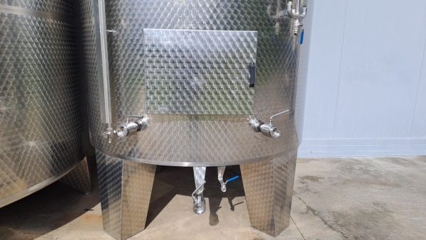 STAINLESS STEEL TANK 8,000 LITERS (80 HL), STORAGE MODEL, PRESSURE ROUNDED  BOTTOMS, SECOND HAND EQUIPMENT - Image 3