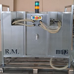 MACCHINA LAVAFUSTI IN ACCIAIO INOX, ATTREZZATURA USATA