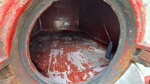 VASCHE IN CEMENTO PER VINO CAPACITA’ LITRI 2500 (HL 25), ATTREZZATURA USATA - immagine 8