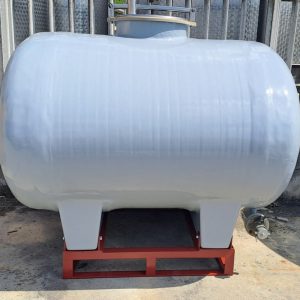 FIBERGLASS TANK CMP FOR CARRIAGE, CAPACITY 1500 LITERS ABOUT, SECOND-HAND EQUIPMENT
