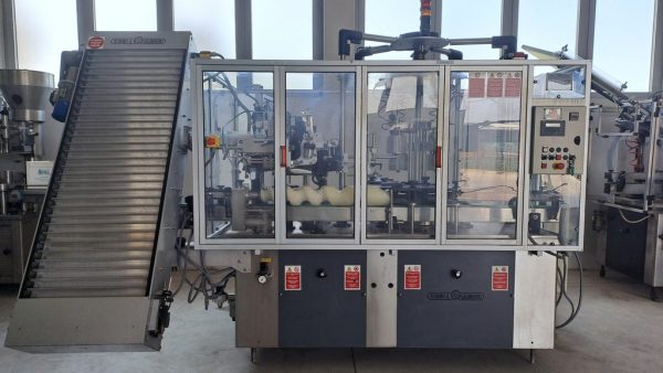 CAPSULING MACHINE ROBINO & GALANDRINO MOD. MONOSTADIO FT 4, SECOND HAND EQUIPMENT