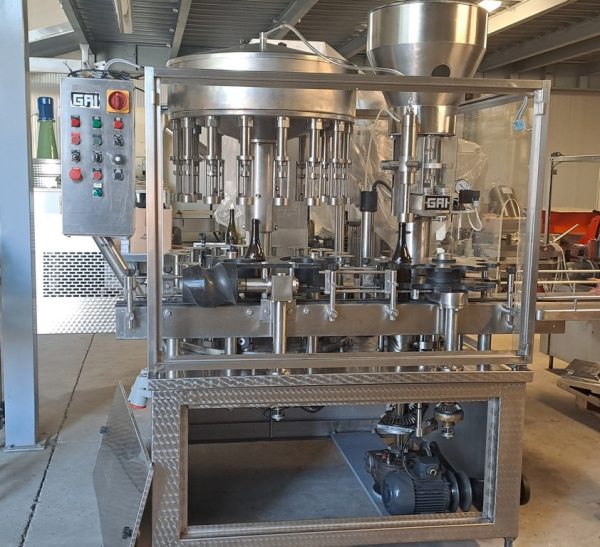 MONOBLOCK GAI 16/1 IN STAINLESS STEEL, WITH CONVEYOR BELT AND BOTTLE FINAL PLATE, SECOND-HAND MACHINE