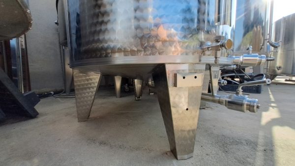 STAINLESS STEEL TANKS, LAINOX FIRM, CONICAL BOTTOM FLOATING LID WITHOUT MANHOLE, LITER CAPACITY 2500 (HL 25), SECOND-HAND EQUIPMENT - Image 7