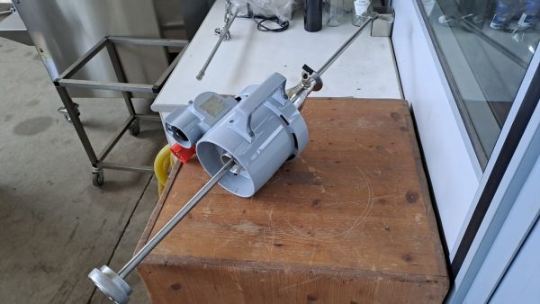 AGITATORE CON ALBERO ESTRAIBILE, MARCA F.O.R.T., ATTREZZATURA USATA - immagine 7