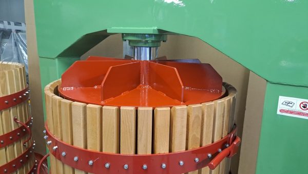 HYDRAULIC PRESS FIRM CMA, Ø80CM ON WHEELS, SECOND-HAND MACHINE - Image 6