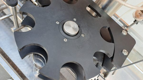 MONOBLOCCO GAI 12/1 IN ACCIAIO INOX, RIEMPITRICE 12 RUBINETTI E TAPPATORE SUGHERO RASO, MACCHINA USATA - immagine 10