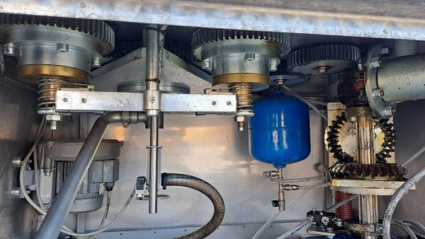 MONOBLOCCO GAI 12/1 IN ACCIAIO INOX, RIEMPITRICE 12 RUBINETTI E TAPPATORE SUGHERO RASO, MACCHINA USATA - immagine 15