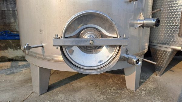 STAINLESS STEEL TANK LITER CAPACITY 5000 (HL 50), MODEL VINIFICATION/STORAGE, INCLINED FLAT BOTTOM WITH INSULATED BAND, SECOND HAND EQUIPMENT - Image 7