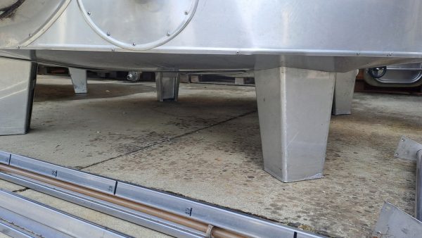 STAINLESS STEEL TANK TOTALLY INSULATED, LITER CAPACITY 10.000 (HL 100) ABOUT, MODEL VINIFICATION/STORAGE, INCLINED FLAT BOTTOM, AZZINI FIRM, SECOND HAND EQUIPMENT - Image 11