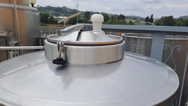 STAINLESS STEEL TANKS CAPACITY LITERS 1000 (10 HL) STORAGE MODEL WITH INSULATED COOLING BAND AND BOTTOM HEATED, SECOND HAND MACHINE - Image 5