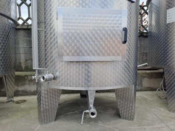 STAINLESS STEEL TANK STORAGE/WINEMAKING MODEL CAPACITY LITERS 3000 (HL 30) WITH TOTAL INSULATION, SECOND-HAND EQUIPMENT - Image 2