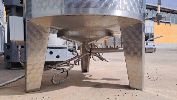 STAINLESS STEEL TANKS CAPACITY LITERS 1000 (10 HL) STORAGE MODEL WITH INSULATED COOLING BAND AND BOTTOM HEATED, SECOND HAND MACHINE - Image 12