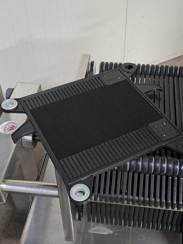 PLATES FILTER FIRM SFOGGIA MODEL 40X40 24 PLATES, SECOND-HAND MACHINE - Image 4