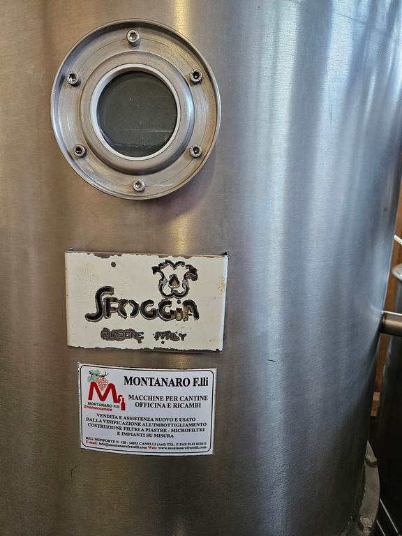 STAINLESS STEEL SFOGGIA KIESELGUR FILTER, 5 MQ OF FILTERING SURFACE, WITH HORIZONTAL SHEETS AND CENTRIFUGAL DISCHARGE, SECOND HAND MACHINE - Image 4 STAINLESS STEEL SFOGGIA KIESELGUR FILTER, 5 MQ OF FILTERING SURFACE, WITH HORIZONTAL SHEETS AND CENTRIFUGAL DISCHARGE, SECOND HAND MACHINE - Image 4