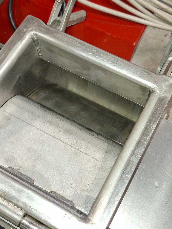 VOLUMETRIC PUMP FIRM STRAZZARI MOD. G6-220, SECOND-HAND MACHINE - Image 2 VOLUMETRIC PUMP FIRM STRAZZARI MOD. G6-220, SECOND-HAND MACHINE - Image 2