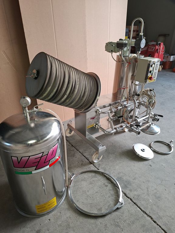 KIESELGUR FILTER VELO FIRM IN STAINLESS STEEL, 3MQ OF FILTERING SURFACE, SECOND-HAND MACHINE - Image 2 KIESELGUR FILTER VELO FIRM IN STAINLESS STEEL, 3MQ OF FILTERING SURFACE, SECOND-HAND MACHINE - Image 2