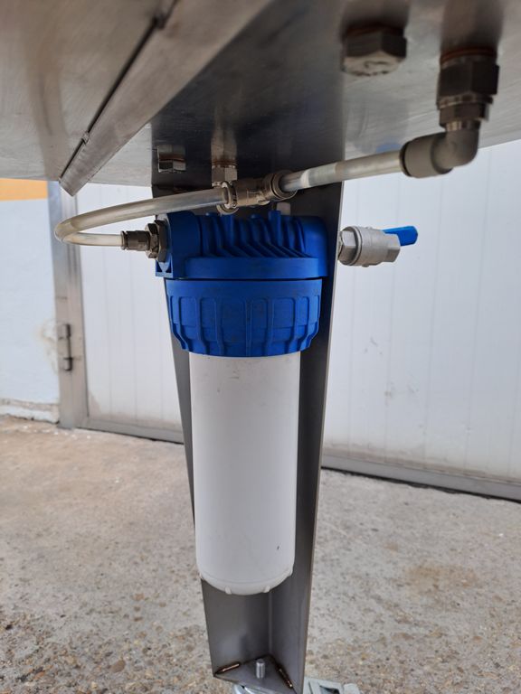 STAINLESS STEEL SEMIAUTOMATIC RINSING MACHINE, “MOD MF” WITH 2 WATER RINSING NOZZLES, SECOND HAND MACHINE - Image 4 STAINLESS STEEL SEMIAUTOMATIC RINSING MACHINE, “MOD MF” WITH 2 WATER RINSING NOZZLES, SECOND HAND MACHINE - Image 4