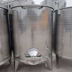 STAINLESS STEEL TANK, ALBRIGI FIRM, CONICAL BOTTOM FLOATING LID, LITER CAPACITY 25 HL (LITERS 2500), SECOND-HAND EQUIPMENT