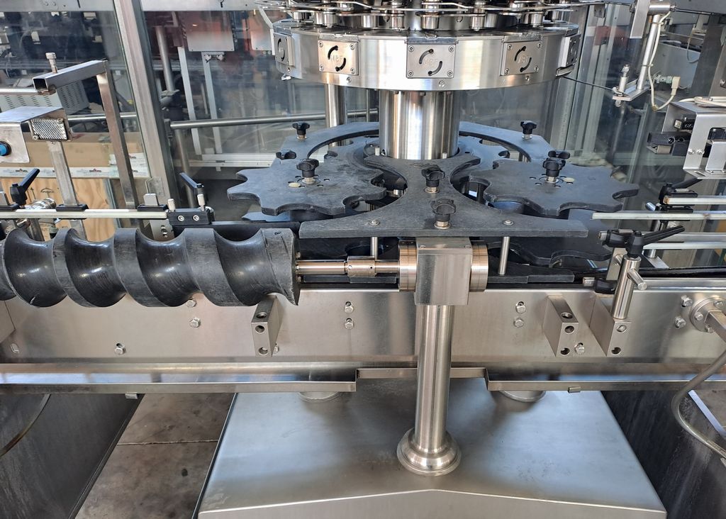 MBF 12-HEAD CORKING MACHINE FOR MUSHROOM AND NATURAL CORKS, MODEL CORKMATIC R/S, WITH NERI CAP FEEDER, USED MACHINE - Image 18 MBF 12-HEAD CORKING MACHINE FOR MUSHROOM AND NATURAL CORKS, MODEL CORKMATIC R/S, WITH NERI CAP FEEDER, USED MACHINE - Image 18