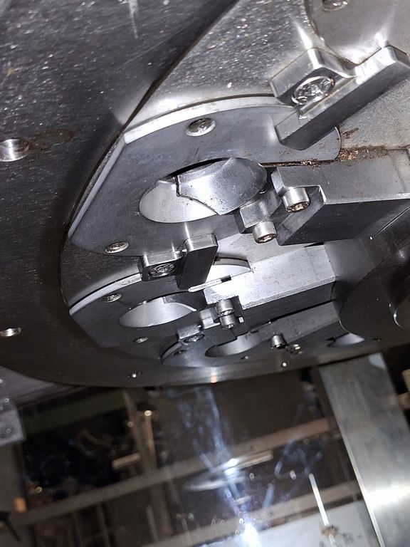 MBF 12-HEAD CORKING MACHINE FOR MUSHROOM AND NATURAL CORKS, MODEL CORKMATIC R/S, WITH NERI CAP FEEDER, USED MACHINE - Image 28 MBF 12-HEAD CORKING MACHINE FOR MUSHROOM AND NATURAL CORKS, MODEL CORKMATIC R/S, WITH NERI CAP FEEDER, USED MACHINE - Image 28