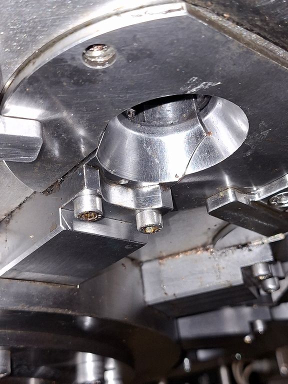 MBF 12-HEAD CORKING MACHINE FOR MUSHROOM AND NATURAL CORKS, MODEL CORKMATIC R/S, WITH NERI CAP FEEDER, USED MACHINE - Image 27 MBF 12-HEAD CORKING MACHINE FOR MUSHROOM AND NATURAL CORKS, MODEL CORKMATIC R/S, WITH NERI CAP FEEDER, USED MACHINE - Image 27