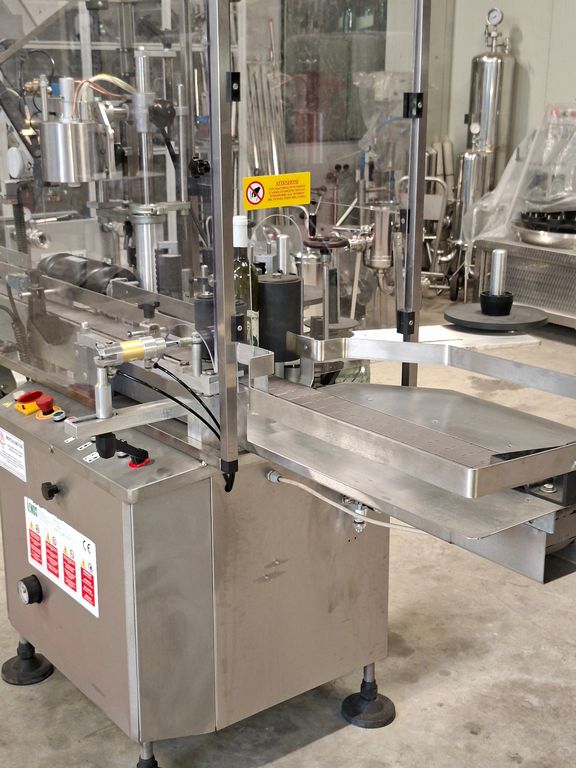 ENOS ADHESIVE LABELLING MACHINE, MODEL PIÙ, WITH 2 STATIONS, SECOND HAND MACHINE - Image 7 ENOS ADHESIVE LABELLING MACHINE, MODEL PIÙ, WITH 2 STATIONS, SECOND HAND MACHINE - Image 7