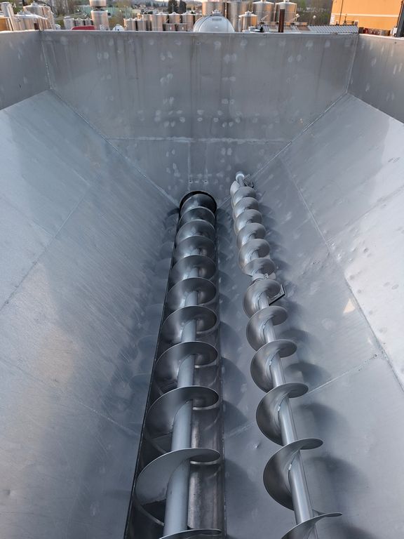 TRAMOGGIA/CONVOGLAIATORE PER UVA CON LAMIERA IN ACCIAIO INOX, MACCHINA USATA - immagine 10 TRAMOGGIA/CONVOGLAIATORE PER UVA CON LAMIERA IN ACCIAIO INOX, MACCHINA USATA - immagine 10