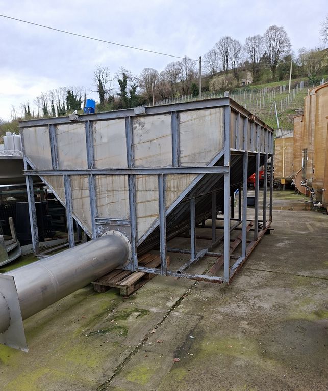 TRAMOGGIA/CONVOGLAIATORE PER UVA CON LAMIERA IN ACCIAIO INOX, MACCHINA USATA - immagine 11 TRAMOGGIA/CONVOGLAIATORE PER UVA CON LAMIERA IN ACCIAIO INOX, MACCHINA USATA - immagine 11