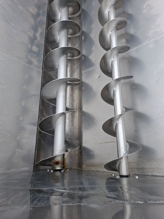 TRAMOGGIA/CONVOGLAIATORE PER UVA CON LAMIERA IN ACCIAIO INOX, MACCHINA USATA - immagine 4 TRAMOGGIA/CONVOGLAIATORE PER UVA CON LAMIERA IN ACCIAIO INOX, MACCHINA USATA - immagine 4