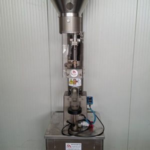 TAPPATORE SEMIAUTOMATICO MONTANARO F.LLI, PER TAPPO SUGHERO RASO, 380 VOLT, MACCHINA USATA