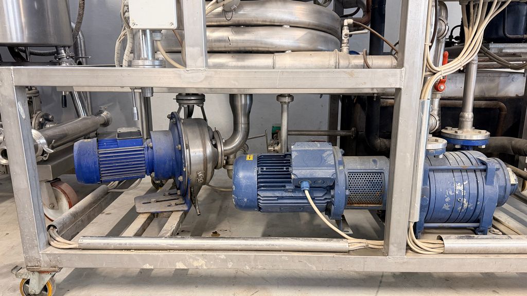 VELO BRAND VACUUM ENRICHMENT CONCENTRATOR, MODEL AES 70, SECOND HAND MACHINE - Image 5 VELO BRAND VACUUM ENRICHMENT CONCENTRATOR, MODEL AES 70, SECOND HAND MACHINE - Image 5