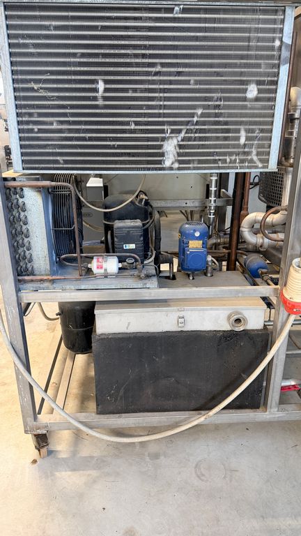 VELO BRAND VACUUM ENRICHMENT CONCENTRATOR, MODEL AES 70, SECOND HAND MACHINE - Image 18 VELO BRAND VACUUM ENRICHMENT CONCENTRATOR, MODEL AES 70, SECOND HAND MACHINE - Image 18