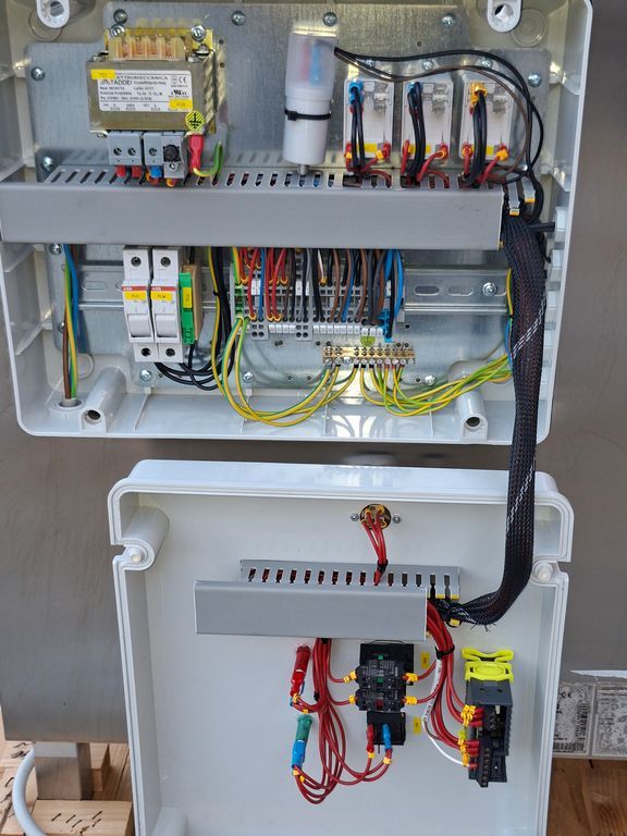 GRUPPO REFRIGERATORE RICA MOD. COMPACT 3000 IN ACCIAIO INOX, MACCHINA USATA PARI AL NUOVO - immagine 4 GRUPPO REFRIGERATORE RICA MOD. COMPACT 3000 IN ACCIAIO INOX, MACCHINA USATA PARI AL NUOVO - immagine 4