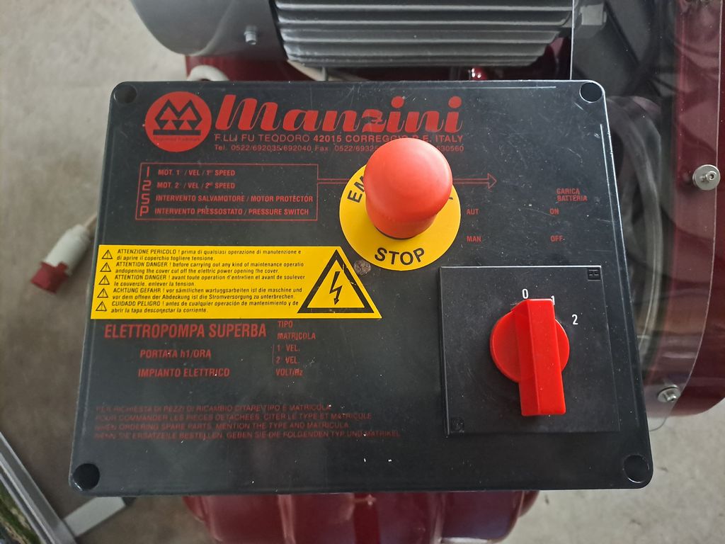 POMPA A PISTONE MANZINI MOD.400HL, BICILINDRICA CORPO POMPA IN BRONZO, MACCHINA USATA - immagine 6 POMPA A PISTONE MANZINI MOD.400HL, BICILINDRICA CORPO POMPA IN BRONZO, MACCHINA USATA - immagine 6
