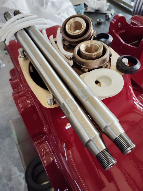 POMPA A PISTONE MANZINI MOD.400HL, BICILINDRICA CORPO POMPA IN BRONZO, MACCHINA USATA - immagine 10 POMPA A PISTONE MANZINI MOD.400HL, BICILINDRICA CORPO POMPA IN BRONZO, MACCHINA USATA - immagine 10
