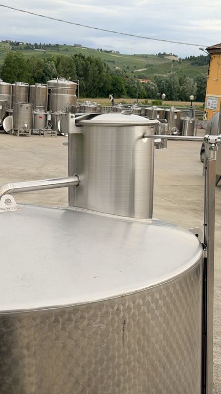 SERBATOIO IN ACCIAIO INOX MARCA DI ZIO, MODELLO VINIFICAZIONE/STOCCAGGIO, CAPACITÀ LITRI 5.000 (HL 50) CIRCA, ATTREZZATURA USATA - immagine 7 SERBATOIO IN ACCIAIO INOX MARCA DI ZIO, MODELLO VINIFICAZIONE/STOCCAGGIO, CAPACITÀ LITRI 5.000 (HL 50) CIRCA, ATTREZZATURA USATA - immagine 7