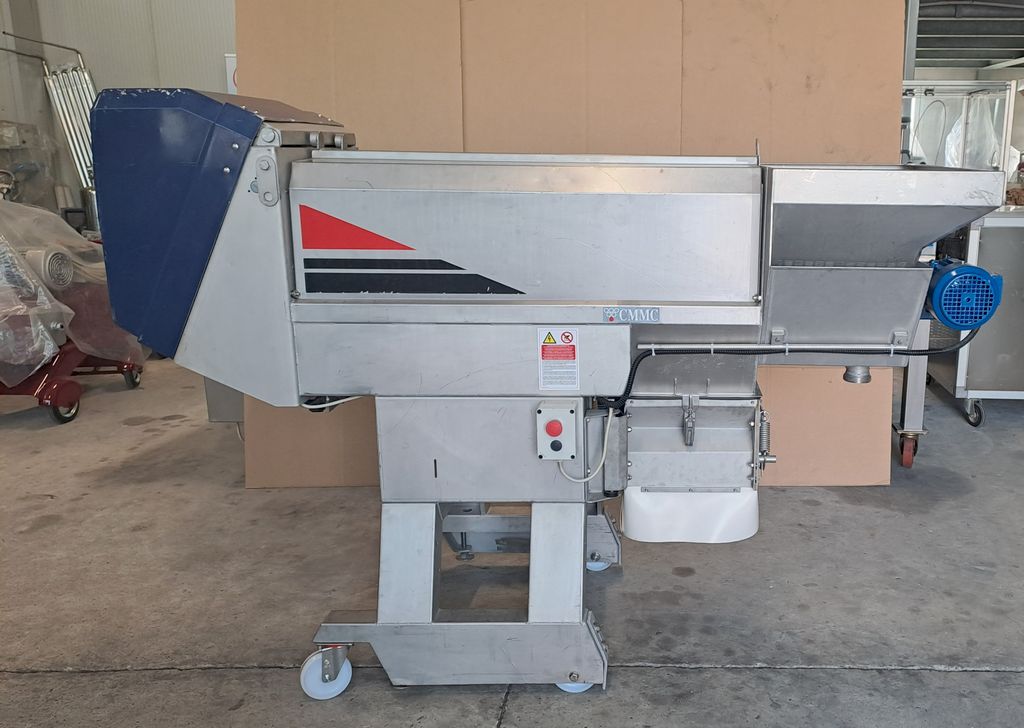 DIRASPA-PIGIATRICE MARCA BUCHER/VASLIN, MODELLO DELTA 2, MACCHINA USATA - immagine 20 DIRASPA-PIGIATRICE MARCA BUCHER/VASLIN, MODELLO DELTA 2, MACCHINA USATA - immagine 20