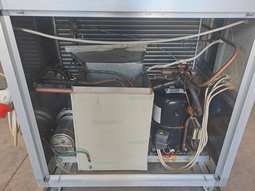 REFRIGERATED PLANT FRISO 4,5 KW IN STAINLESS STEEL, SECOND HAND MACHINE - Image 10 REFRIGERATED PLANT FRISO 4,5 KW IN STAINLESS STEEL, SECOND HAND MACHINE - Image 10