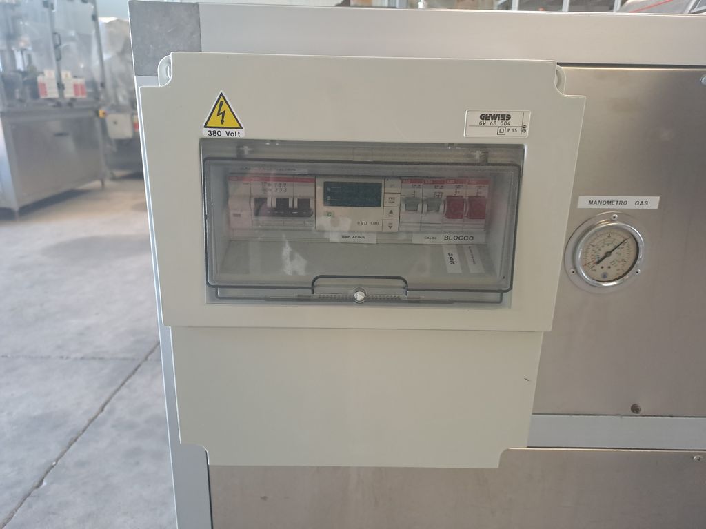 REFRIGERATED PLANT FRISO 4,5 KW IN STAINLESS STEEL, SECOND HAND MACHINE - Image 3 REFRIGERATED PLANT FRISO 4,5 KW IN STAINLESS STEEL, SECOND HAND MACHINE - Image 3