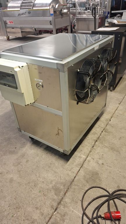 REFRIGERATED PLANT FRISO 4,5 KW IN STAINLESS STEEL, SECOND HAND MACHINE - Image 7 REFRIGERATED PLANT FRISO 4,5 KW IN STAINLESS STEEL, SECOND HAND MACHINE - Image 7