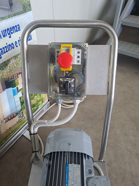 ENOVENETA PUMP MODEL ZETA 180 VAR WITH SPEED VARIATOR, SECOND HAND MACHINE - Image 3 ENOVENETA PUMP MODEL ZETA 180 VAR WITH SPEED VARIATOR, SECOND HAND MACHINE - Image 3