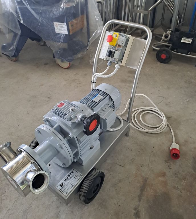 ENOVENETA PUMP MODEL ZETA 180 VAR WITH SPEED VARIATOR, SECOND HAND MACHINE - Image 2 ENOVENETA PUMP MODEL ZETA 180 VAR WITH SPEED VARIATOR, SECOND HAND MACHINE - Image 2