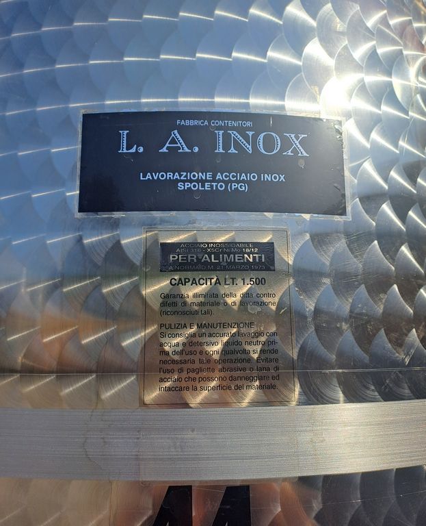 STAINLESS STEEL TANKS, L.A. INOX BRAND LITER CAPACITY LITERS 1500 (HL 15), FLOATING LID MODEL WITH CONICAL BOTTOM, SECOND HAND EQUIPMENT - Image 2 STAINLESS STEEL TANKS, L.A. INOX BRAND LITER CAPACITY LITERS 1500 (HL 15), FLOATING LID MODEL WITH CONICAL BOTTOM, SECOND HAND EQUIPMENT - Image 2