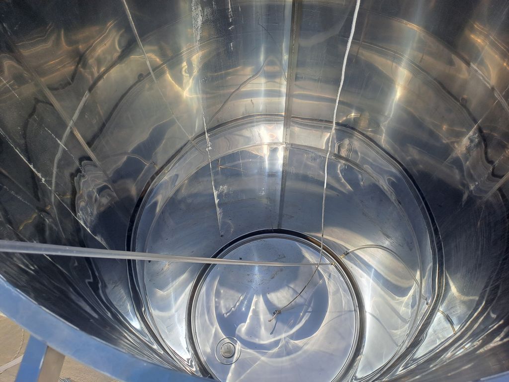 STAINLESS STEEL TANKS, L.A. INOX BRAND LITER CAPACITY LITERS 1500 (HL 15), FLOATING LID MODEL WITH CONICAL BOTTOM, SECOND HAND EQUIPMENT - Image 10 STAINLESS STEEL TANKS, L.A. INOX BRAND LITER CAPACITY LITERS 1500 (HL 15), FLOATING LID MODEL WITH CONICAL BOTTOM, SECOND HAND EQUIPMENT - Image 10